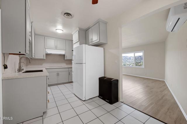 Foto del edificio - 1537 Silverwood Dr