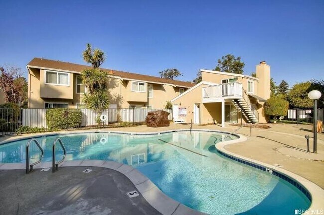 Building Photo - 1 bedroom in El Sobrante CA 94803