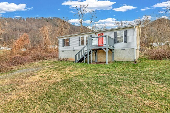 Foto del edificio - 9 Harwood Cemetary Rd