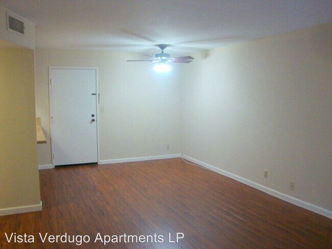 Building Photo - 1617 Cll Vaquero
