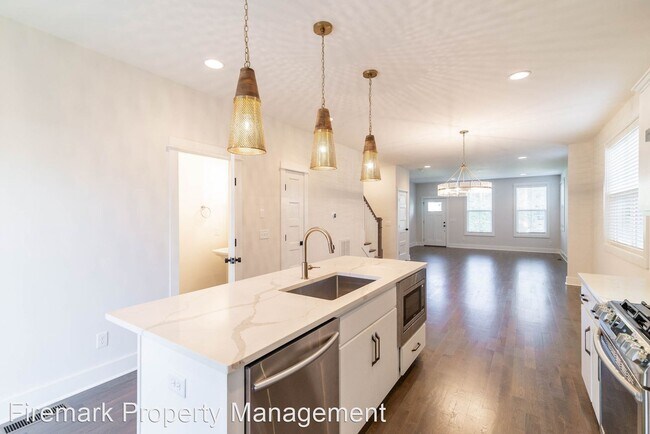 Foto del edificio - 3 br, 3.5 bath House - 1029A Monroe Street