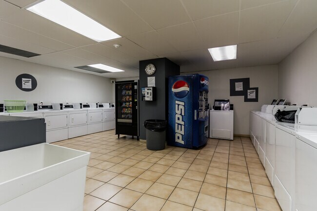 Building Photo - Arts Condominium [1324]