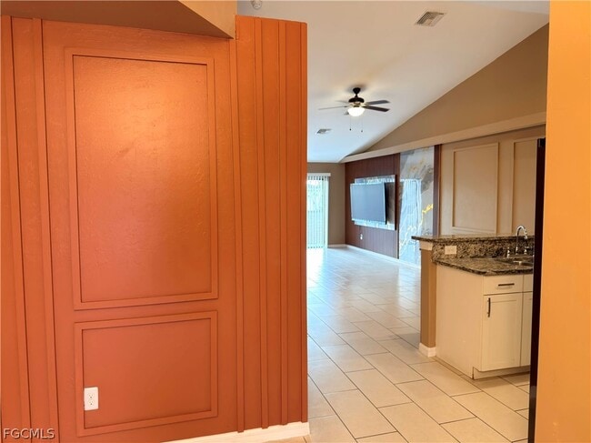 Building Photo - 4126 Skyline Blvd