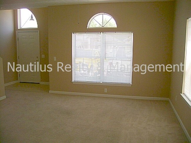 Building Photo - 115 White Cap Way