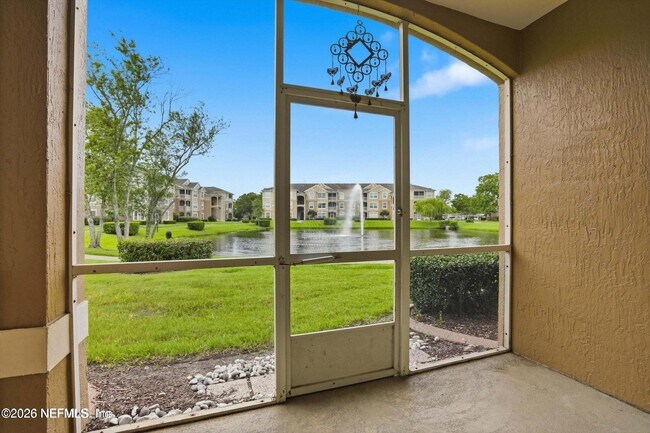 Building Photo - 7990 Baymeadows Cir E
