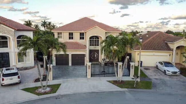 Building Photo - 7831 SW 164th Ave