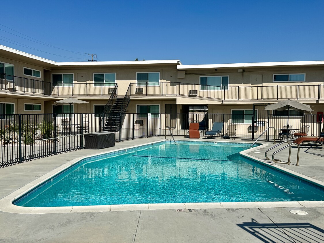 Primary Photo - Baldwin Arms Apartments