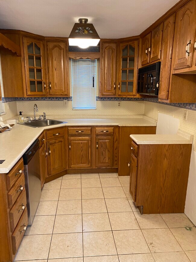 Foto del edificio - 906 Woodland Ave