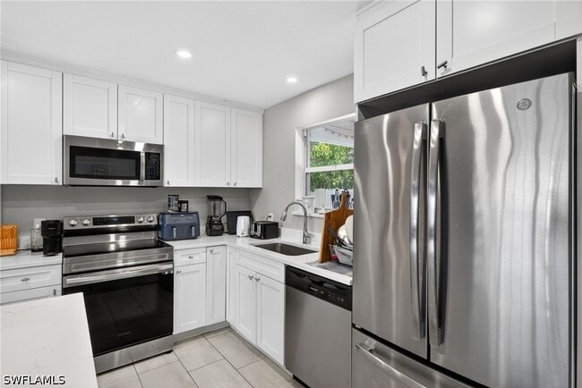 Building Photo - 4830 Cortez Cir