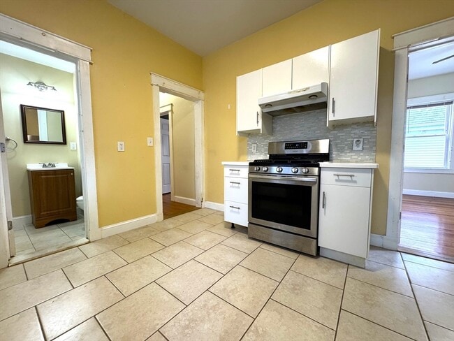 Foto del edificio - 24 Weld Hill St