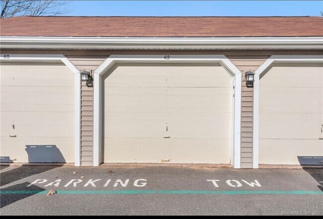 Building Photo - 62 Mallard Ct