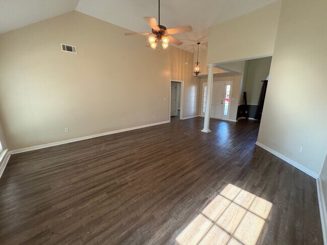 Foto del edificio - 338 Old Walnut Branch