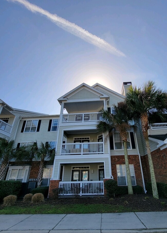 Photo - 45 Sycamore Ave Apartment