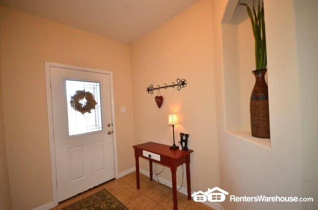 Foto del edificio - 155 Birdwell Ln