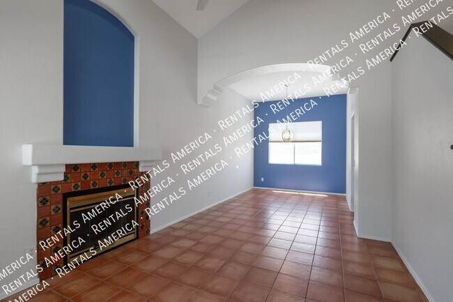 Foto del edificio - 8071 N Hobby Horse Ct