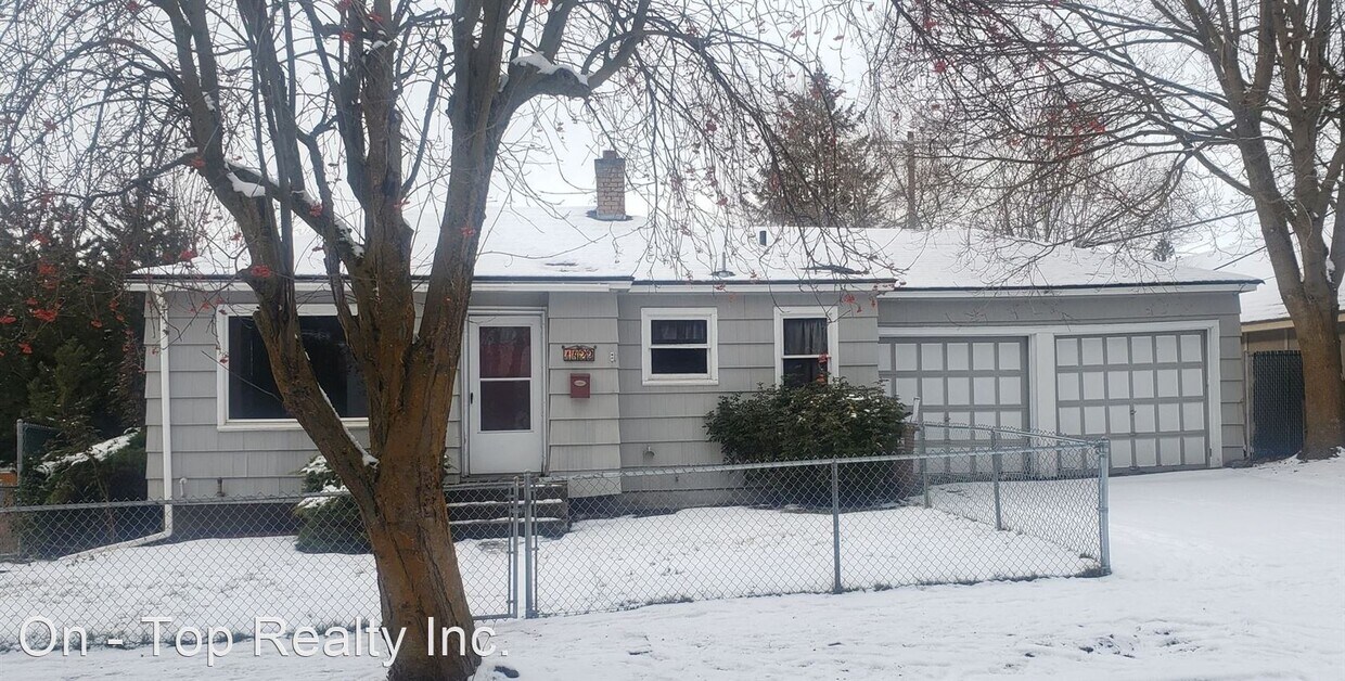 Primary Photo - 2 br, 1 bath House - 1422 S. Wall