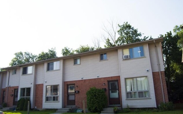 Photo principale - 355 Sandringham Cres