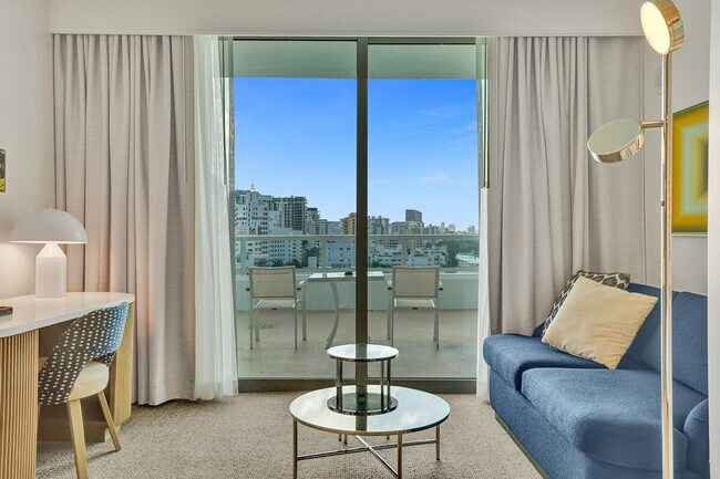 Foto del edificio - 4441 Collins Ave