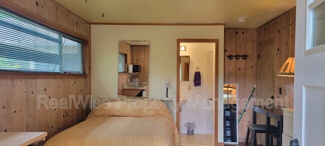 Foto del edificio - 602 Schroeder Ln