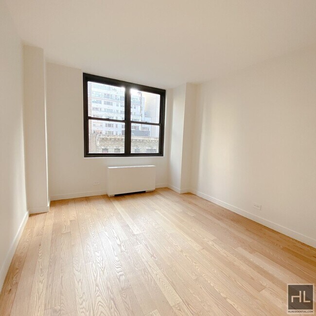 Building Photo - EAST 49 STREET
