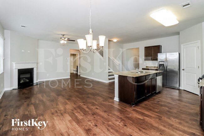 Foto del edificio - 108 Hollyhock Ln