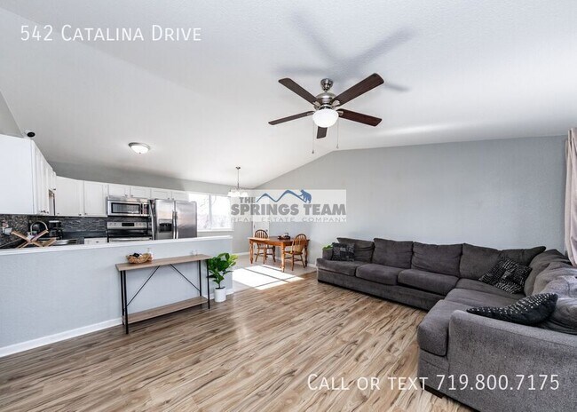 Photo - 542 Catalina Dr House