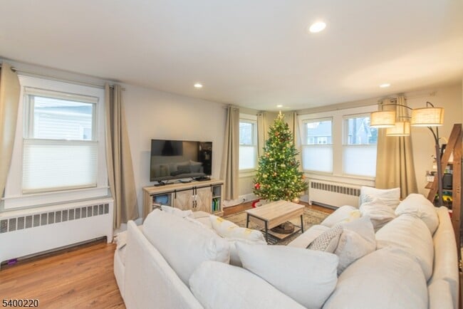 Foto del edificio - 38B Park Ave