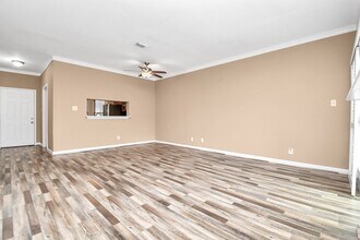 Building Photo - 12400 Brookglade Cir