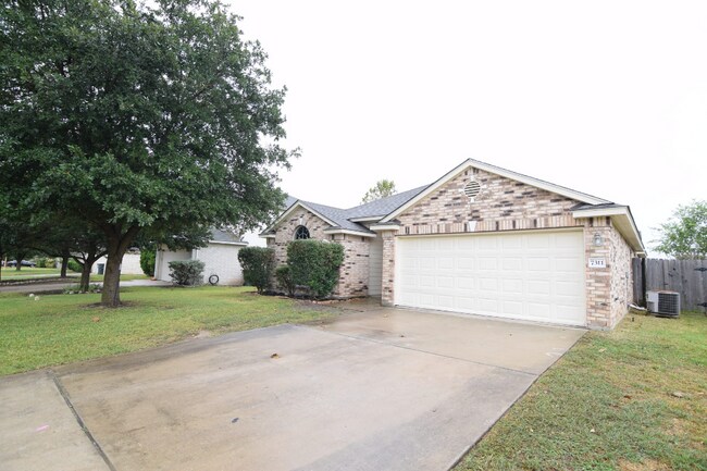 Building Photo - 7311 Rickey Dr