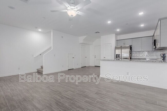 Foto del edificio - 1318 S 105th Pl