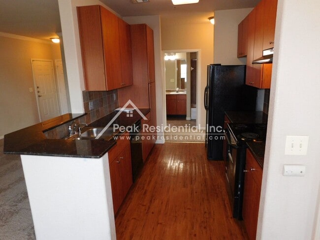 Building Photo - Bridgefield Condos - Spacious Antelope 3bd...