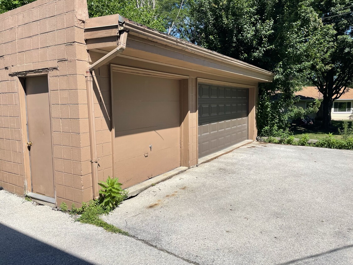 Garage - 12216 W Bluemound Rd