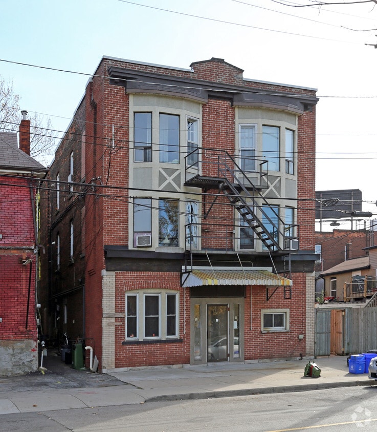 Building Photo - 8-10 Locke St N
