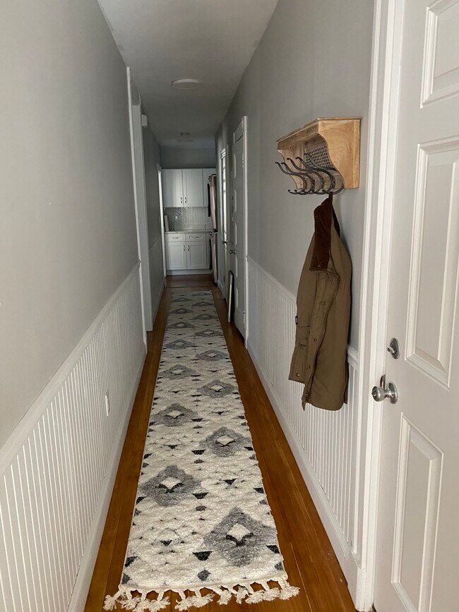 Building Photo - 79 Brook St