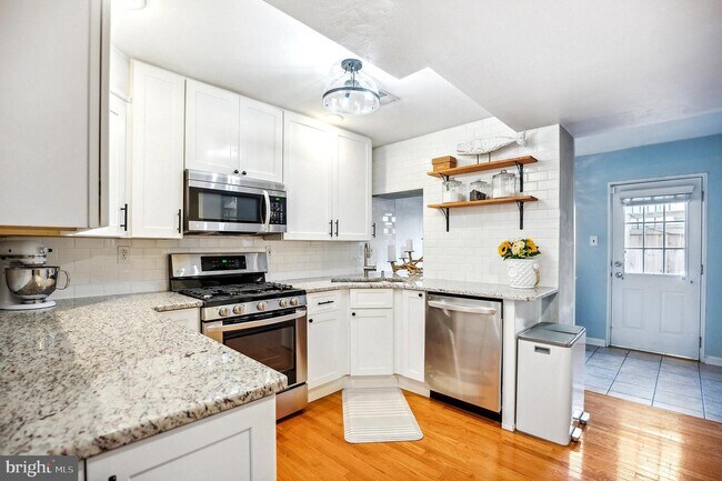 Foto del edificio - 740 N Ringgold St