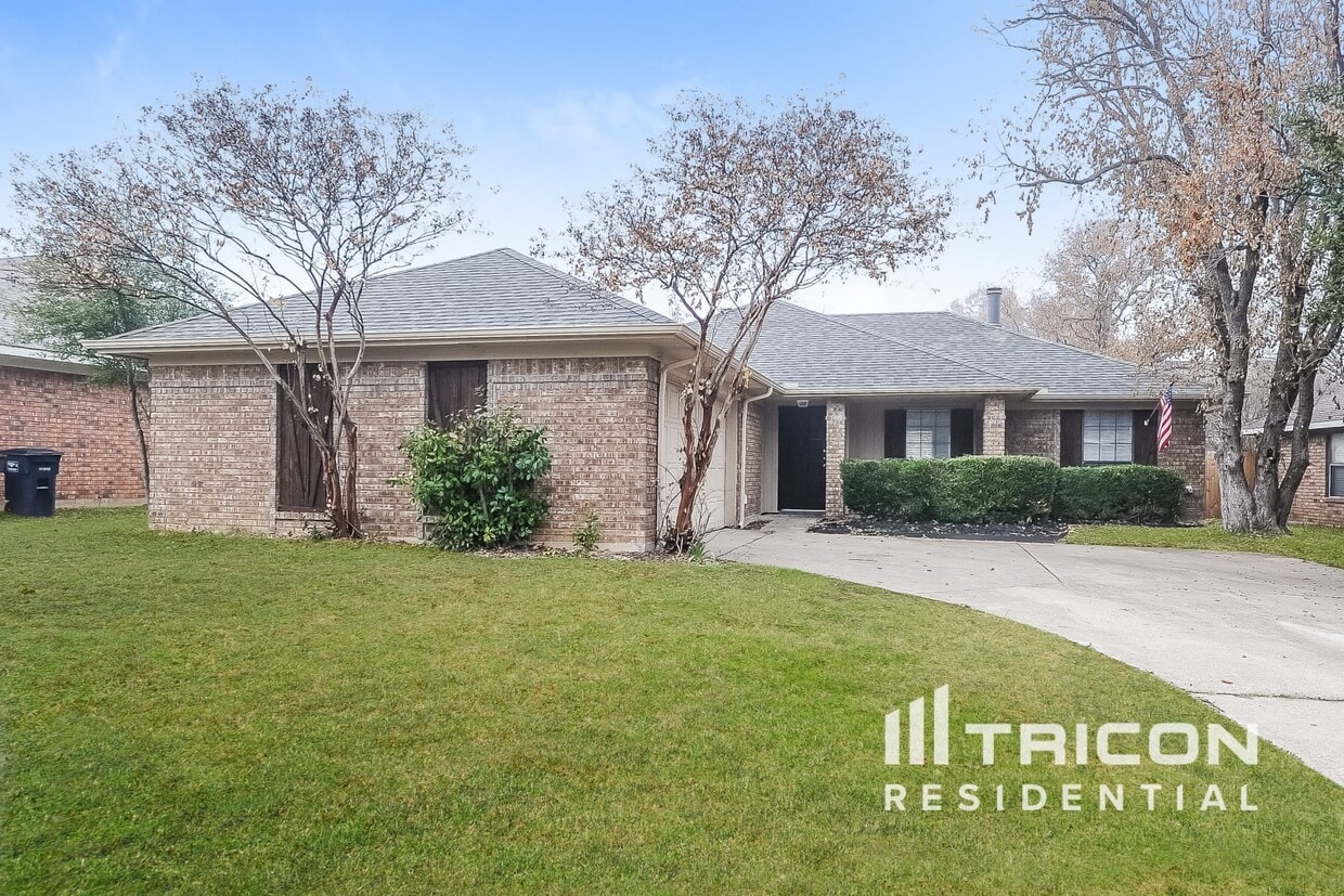 Foto principal - 2608 Poplar Spring Rd