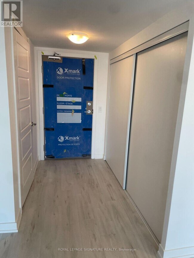 Photo du bâtiment - 1010 Sandy Beach Rd