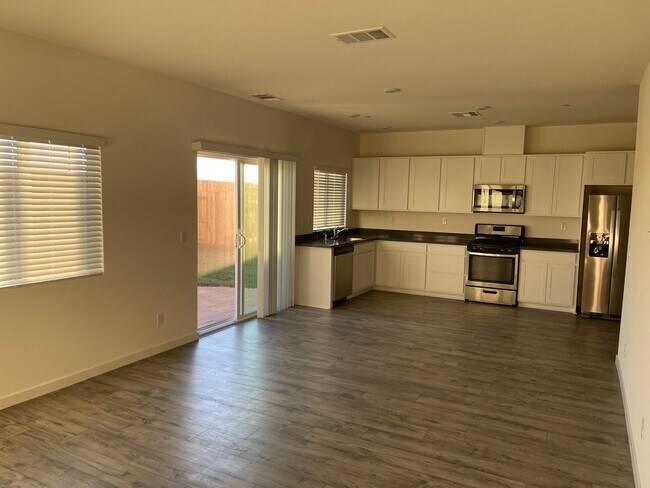 Foto del edificio - 4024 Trailblazer Loop