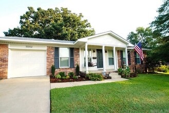 Building Photo - 10002 Ronald Dr