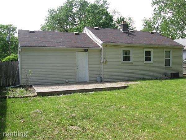 Building Photo - 6445 Sommerset Rd