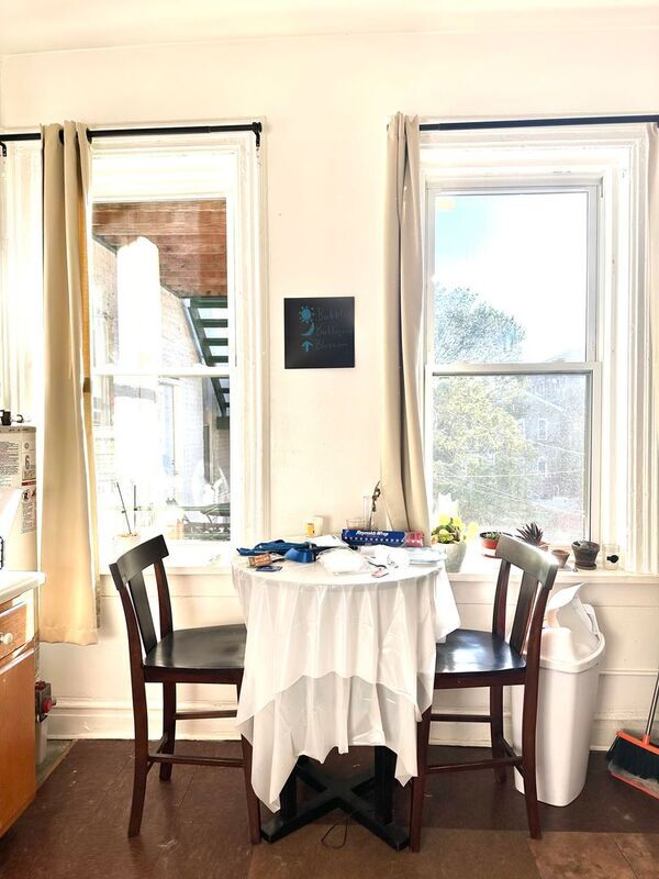 Foto del edificio - 1325 W 18th St