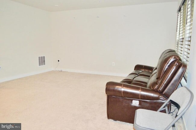 Building Photo - 3575 Shady Pines St