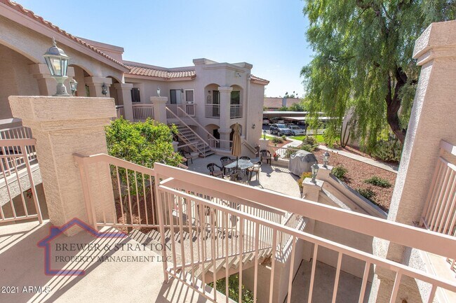Foto del edificio - 9151 W Greenway Rd
