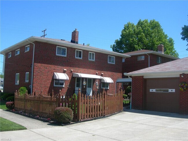 Foto del edificio - 6650 State Rd