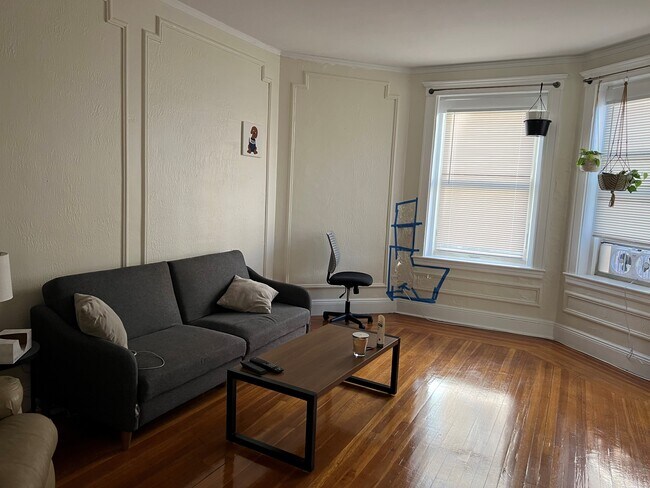 Foto del edificio - 94 Maple St