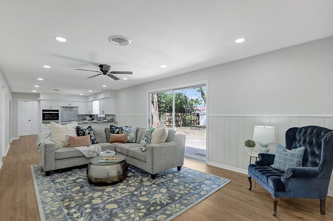 Building Photo - Pre-Leasing for July 2025! - Fully Remodel...