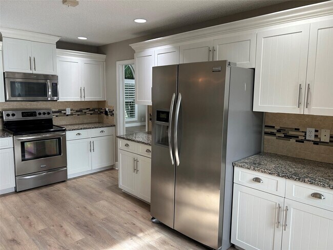 Foto del edificio - 7430 Ashley Shores Cir