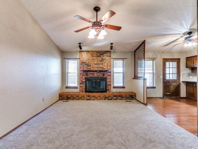 Building Photo - 764 Okie Ridge Rd