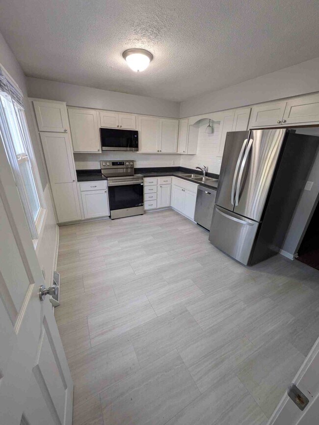 Foto del edificio - 1510 NW 81st St
