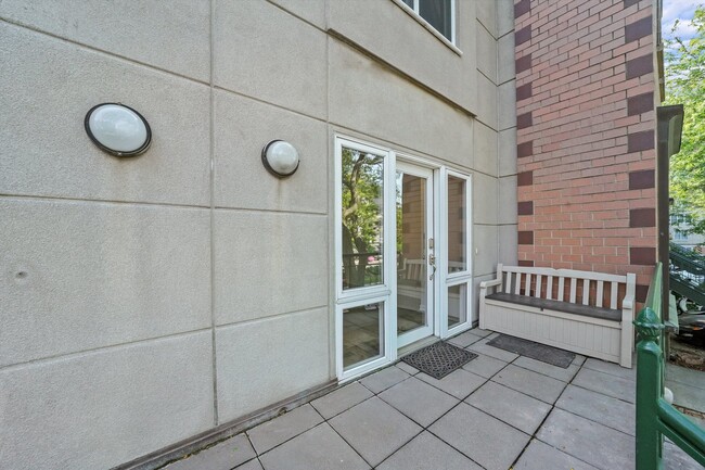 Building Photo - 1440 S State St